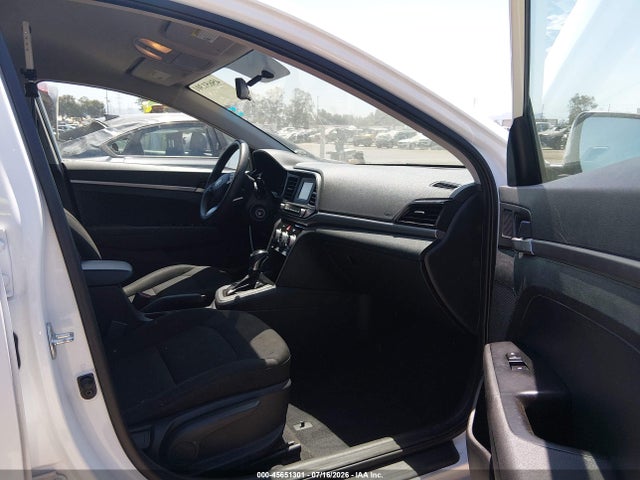 5NPD74LFXKH439720 Hyundai ELANTRA SE