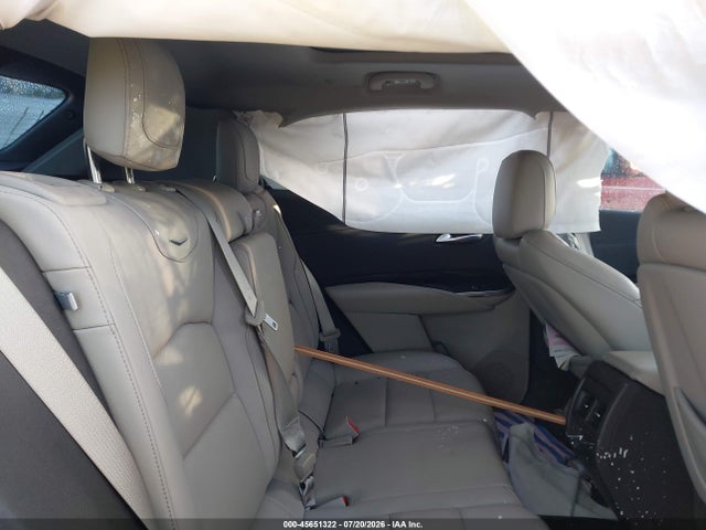 45651322 :رقم المزاد ، 1GYFZCR42MF001283 vin ، 2021 Cadillac Xt4 Fwd Premium Luxury مزاد بيع