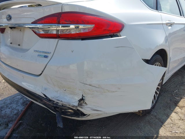 3FA6P0D90JR132018 Ford Fusion Titanium