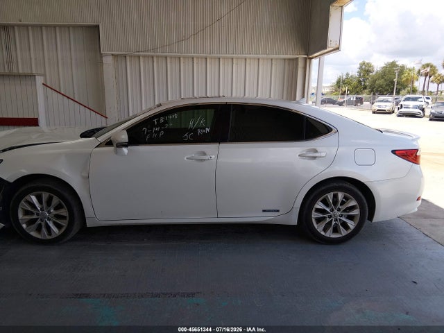 Продажа на аукционе авто 2013 Lexus Es 300h, vin: JTHBW1GG0D2010732, номер лота: 45651344