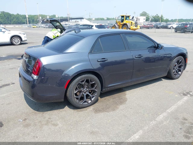45651357 :رقم المزاد ، 2C3CCABG8KH516307 vin ، 2019 Chrysler 300 مزاد بيع