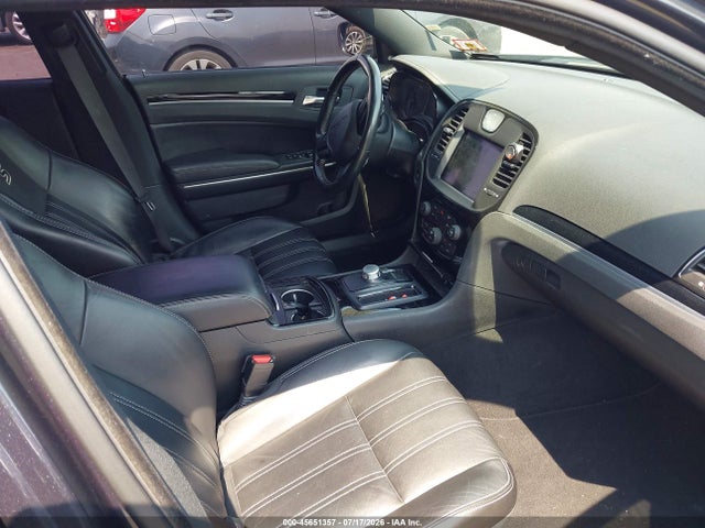 45651357 :رقم المزاد ، 2C3CCABG8KH516307 vin ، 2019 Chrysler 300 مزاد بيع