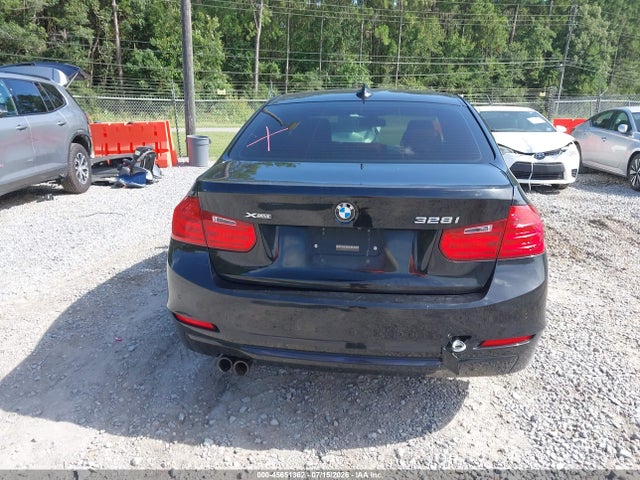 BMW 328i Xdrive 2015 WBA3B3G52FNR87879 Image 16
