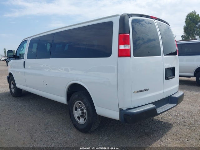 Chevrolet Express 3500 Ls 2019 1GAZGNFG6K1355071 Image 3