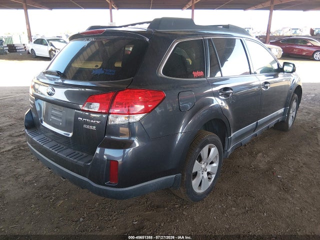 45651388 :رقم المزاد ، 4S4BRBCCXB3399626 vin ، 2011 Subaru Outback 2.5i Premium مزاد بيع