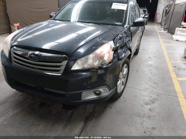 45651388 :رقم المزاد ، 4S4BRBCCXB3399626 vin ، 2011 Subaru Outback 2.5i Premium مزاد بيع