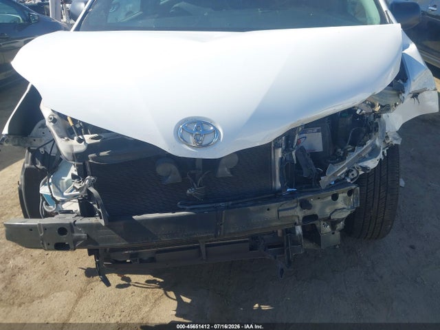 Toyota Sienna L 7 Passenger 2015 5TDZK3DC9FS644299 Image 6