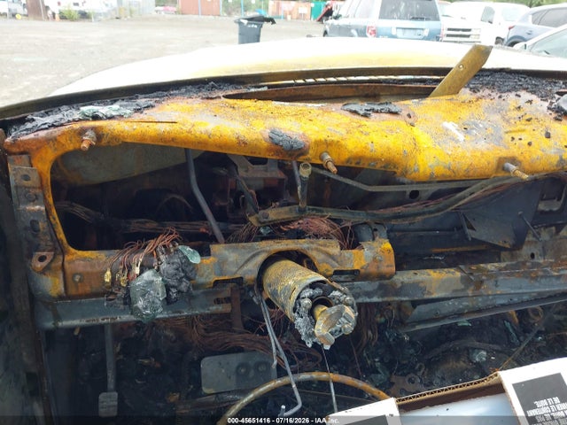 45651416 :رقم المزاد ، 1JCNJ15U0JT140844 vin ، 1988 Jeep Grand Wagoneer مزاد بيع