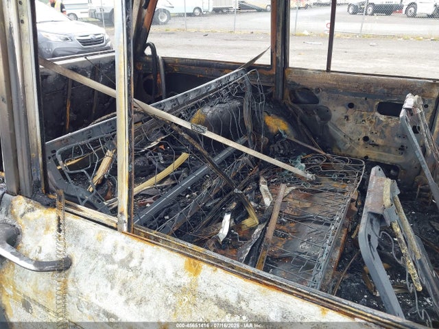 45651416 :رقم المزاد ، 1JCNJ15U0JT140844 vin ، 1988 Jeep Grand Wagoneer مزاد بيع