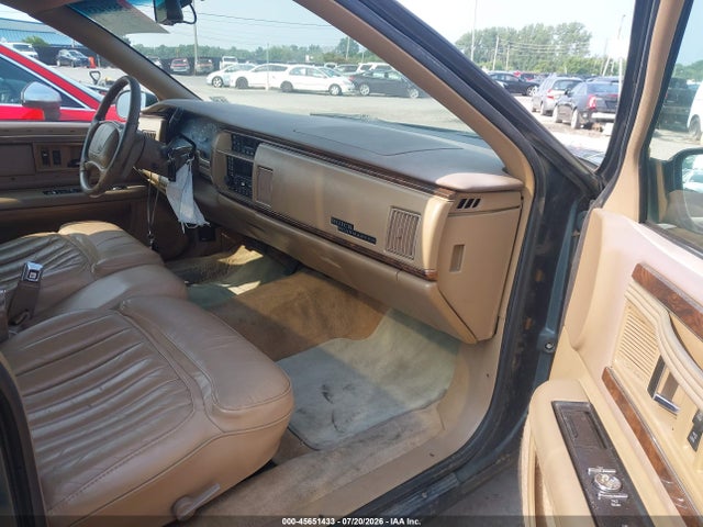 45651433 :رقم المزاد ، 1G4BR82P2SR407433 vin ، 1995 Buick Roadmaster Estate مزاد بيع