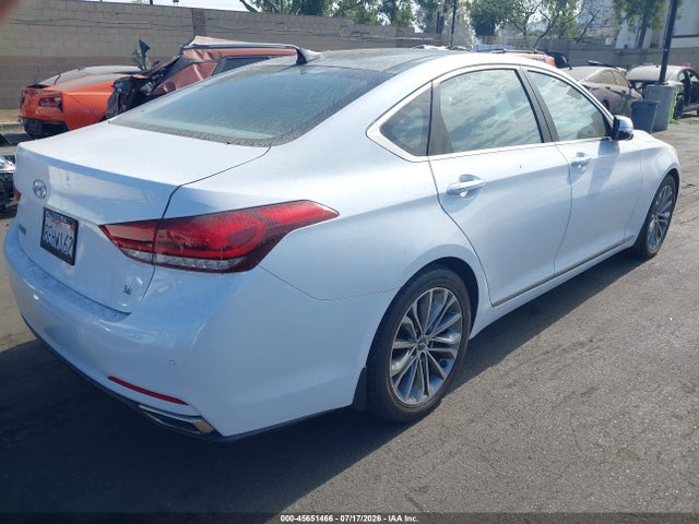 2015 Hyundai Genesis 3.8 მანქანა იყიდება აუქციონზე, vin: KMHGN4JE1FU025813, აუქციონის ნომერი: 45651466