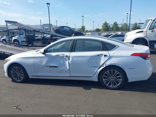 2015 Hyundai Genesis 3.8 მანქანა იყიდება აუქციონზე, vin: KMHGN4JE1FU025813, აუქციონის ნომერი: 45651466