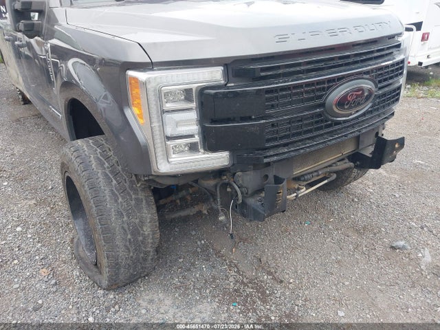 45651470 :رقم المزاد ، 1FT8W3BT6KEE65236 vin ، 2019 Ford F-350 Lariat مزاد بيع
