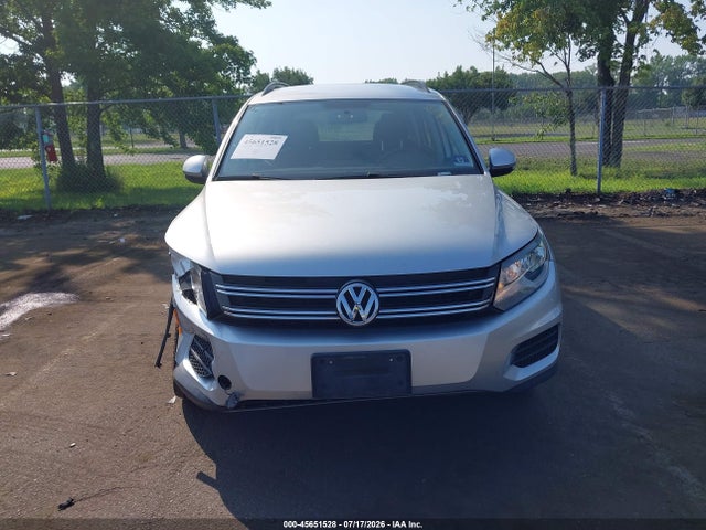 2017 Volkswagen Tiguan 2.0t/2.0t S მანქანა იყიდება აუქციონზე, vin: WVGBV7AX3HK041961, აუქციონის ნომერი: 45651528