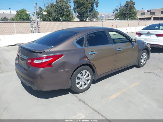 Nissan Altima 2.5 S 2016 1N4AL3AP8GC130082 Image 4