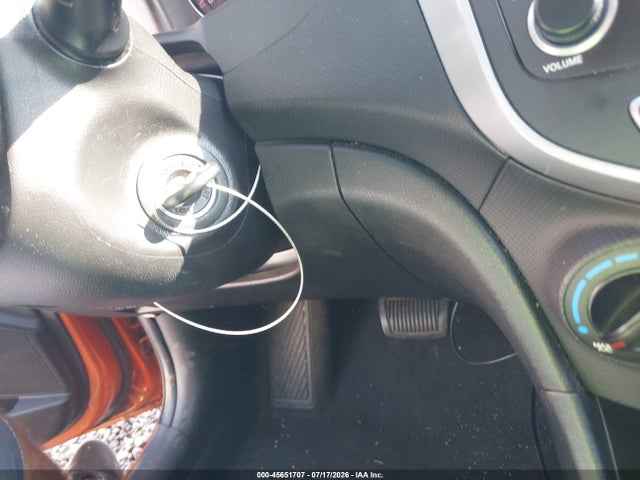 Продаж на аукціоні авто 2015 Hyundai Accent Gs, vin: KMHCT5AE2FU220944, номер лоту: 45651707