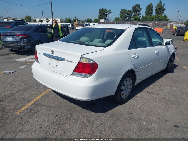 Auction sale of the 2005 Toyota Camry Le, vin: 4T1BE32K95U570990, lot number: 45651732