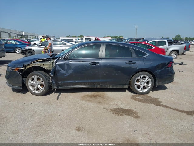 Продажа на аукционе авто 2025 Honda Accord Lx, vin: 1HGCY1F26SA047911, номер лота: 45651747