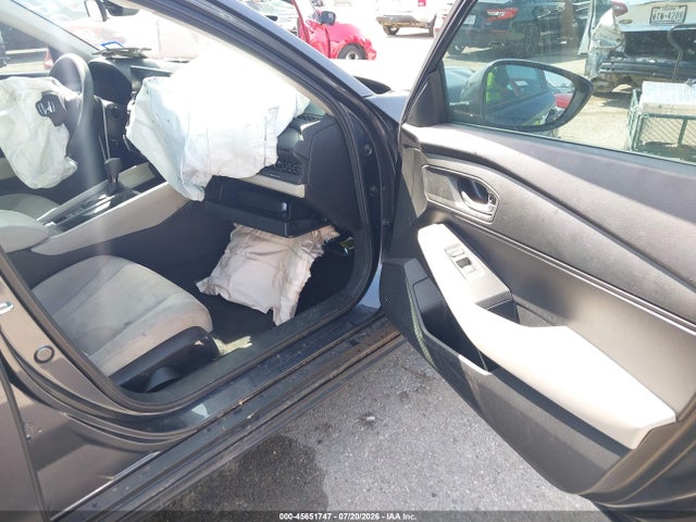 Продажа на аукционе авто 2025 Honda Accord Lx, vin: 1HGCY1F26SA047911, номер лота: 45651747