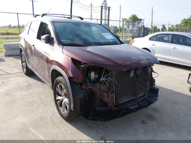 Продажа на аукционе авто 2015 Toyota Highlander Xle V6, vin: 5TDKKRFH2FS115810, номер лота: 45651870