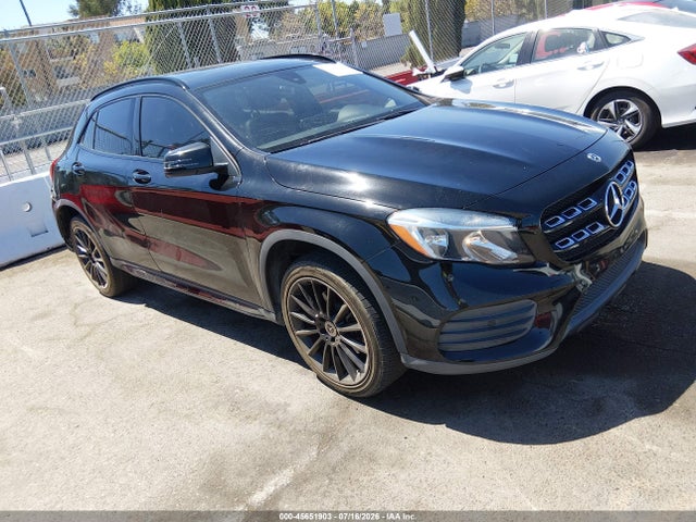 45651903 :رقم المزاد ، WDCTG4EB4JJ499854 vin ، 2018 Mercedes-benz Gla 250 مزاد بيع