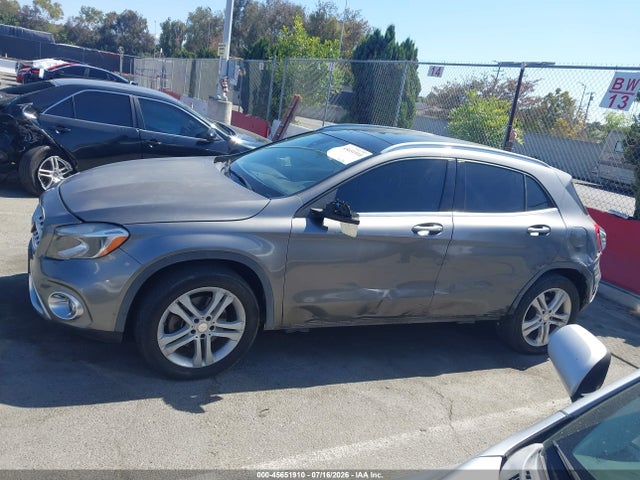 45651910 :رقم المزاد ، WDCTG4GB0JJ370099 vin ، 2018 Mercedes-benz Gla 250 4matic مزاد بيع