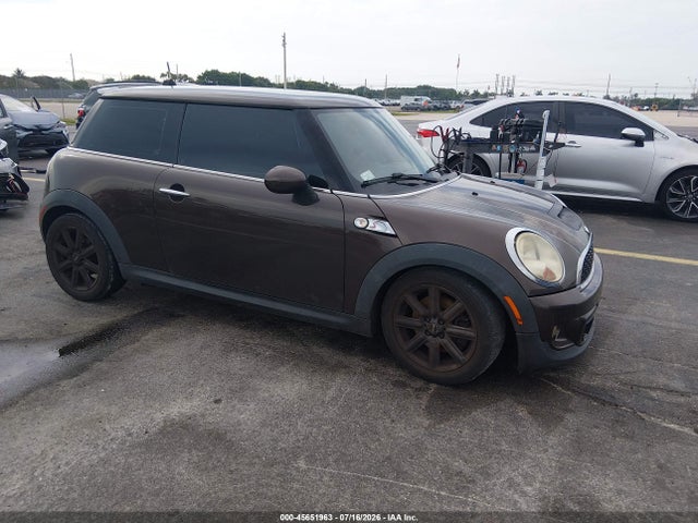 Продажа на аукционе авто 2011 Mini Cooper S, vin: WMWSV3C56BTY20410, номер лота: 45651963