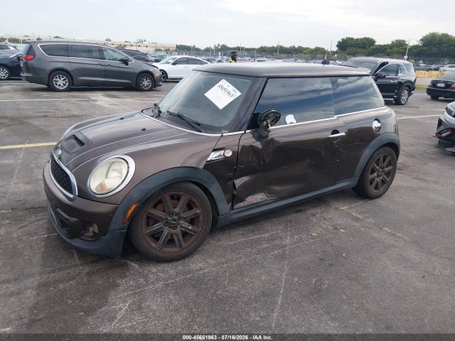 Продажа на аукционе авто 2011 Mini Cooper S, vin: WMWSV3C56BTY20410, номер лота: 45651963