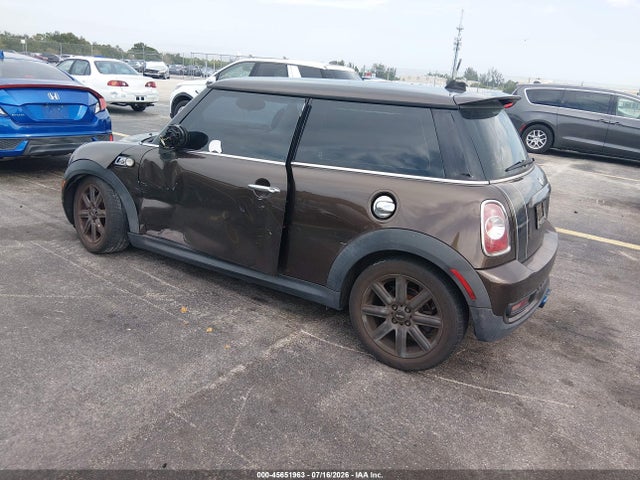 Продажа на аукционе авто 2011 Mini Cooper S, vin: WMWSV3C56BTY20410, номер лота: 45651963