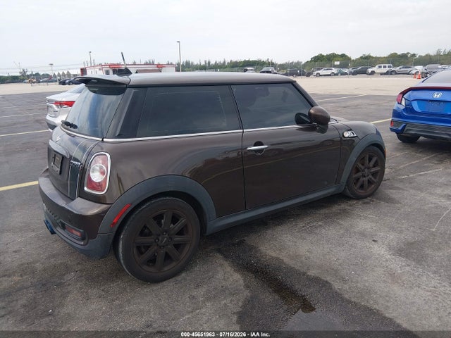 Продажа на аукционе авто 2011 Mini Cooper S, vin: WMWSV3C56BTY20410, номер лота: 45651963