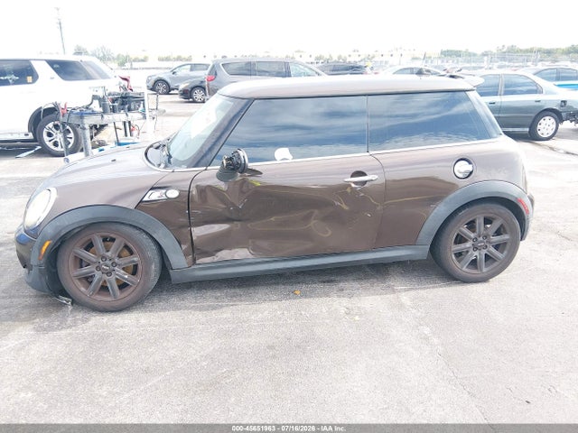 Продажа на аукционе авто 2011 Mini Cooper S, vin: WMWSV3C56BTY20410, номер лота: 45651963