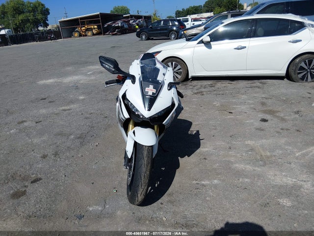 Продажа на аукционе авто 2026 Honda Cbr1000 Rr, vin: JH2SC7715TK900819, номер лота: 45651967