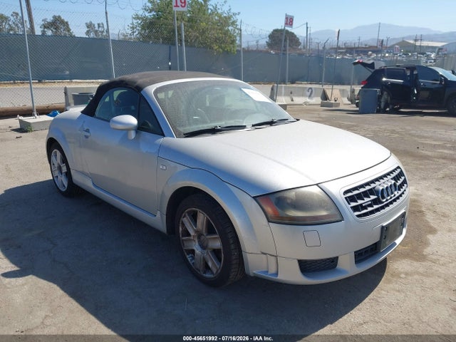 2004 Audi Tt 3.2l მანქანა იყიდება აუქციონზე, vin: TRUUF28NX41020838, აუქციონის ნომერი: 45651992