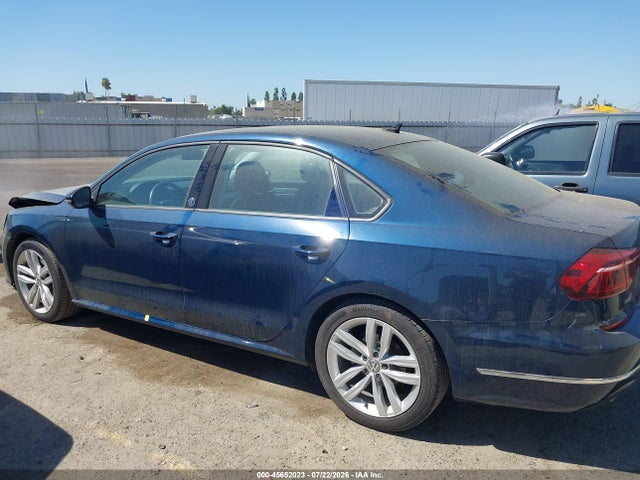 1VWLA7A3XKC013347 Volkswagen Passat 2.0t Wolfsburg Edition