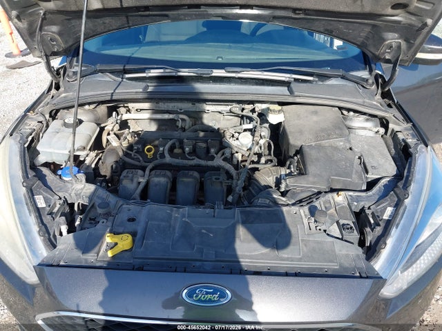 1FADP3K22HL303648 Ford FOCUS SE