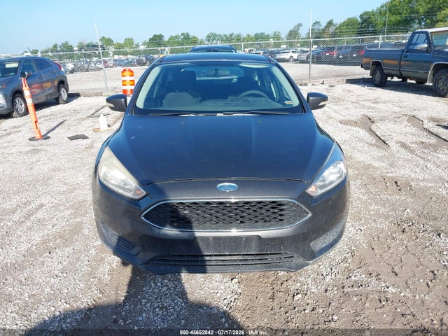 1FADP3K22HL303648 Ford FOCUS SE