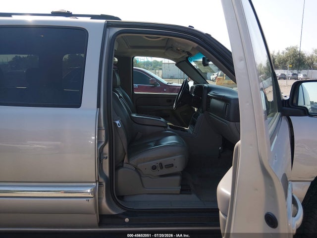 2005 Gmc Yukon Xl 1500 Slt მანქანა იყიდება აუქციონზე, vin: 3GKFK16Z05G242228, აუქციონის ნომერი: 45652051