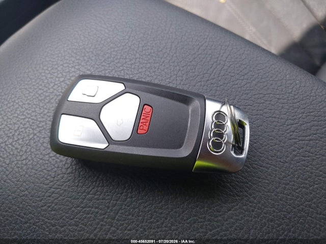 45652091 :رقم المزاد ، WAUGMAF44HN048308 vin ، 2017 Audi A4 Ultra Premium مزاد بيع