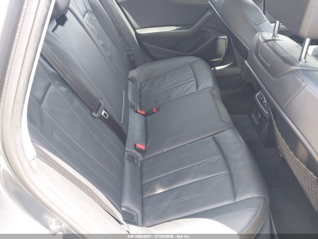45652091 :رقم المزاد ، WAUGMAF44HN048308 vin ، 2017 Audi A4 Ultra Premium مزاد بيع