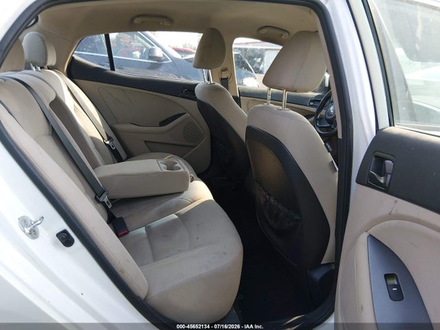 45652134 :رقم المزاد ، 5XXGM4A70FG459607 vin ، 2015 Kia Optima Lx مزاد بيع