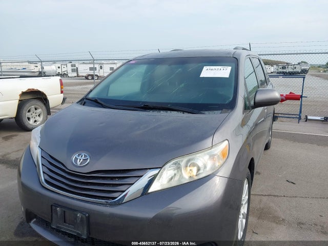 5TDJK3DC6FS126339 Toyota Sienna Le 7 Passenger