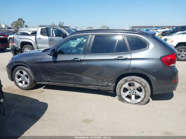 BMW X1 Sdrive28i 2015 WBAVM1C58FV318402 Image 14