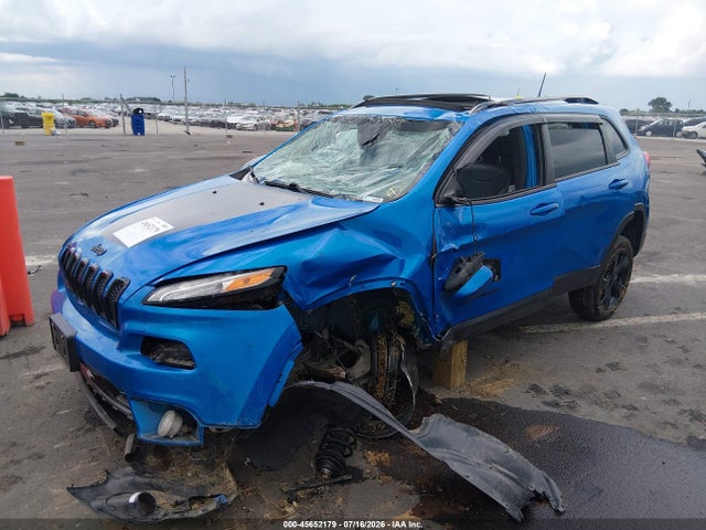 Продаж на аукціоні авто 2018 Jeep Cherokee Limited Fwd, vin: 1C4PJLDB4JD563264, номер лоту: 45652179