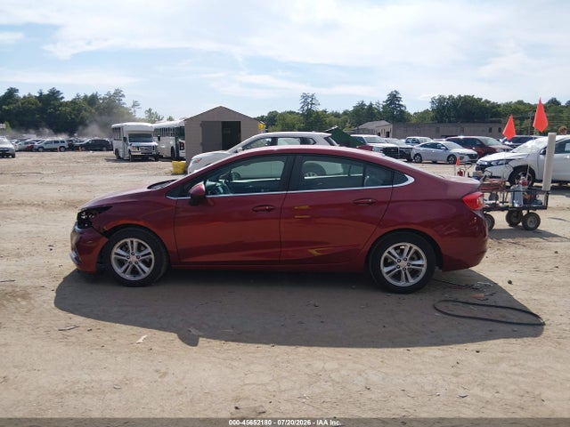 Продаж на аукціоні авто 2018 Chevrolet Cruze Lt Auto, vin: 1G1BE5SM7J7201998, номер лоту: 45652180