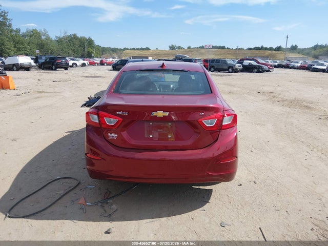 Продаж на аукціоні авто 2018 Chevrolet Cruze Lt Auto, vin: 1G1BE5SM7J7201998, номер лоту: 45652180