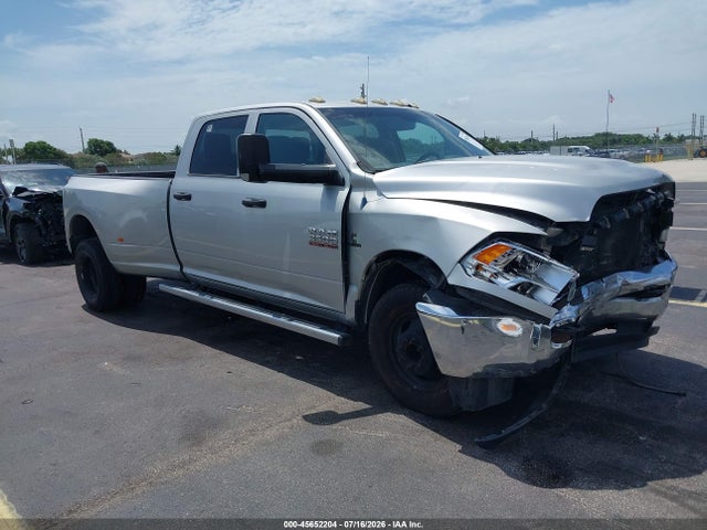 Aukcja sprzedaży 2014 Ram 3500 Tradesman, vin: 3C63RPGL5EG128692, numer aukcji: 45652204