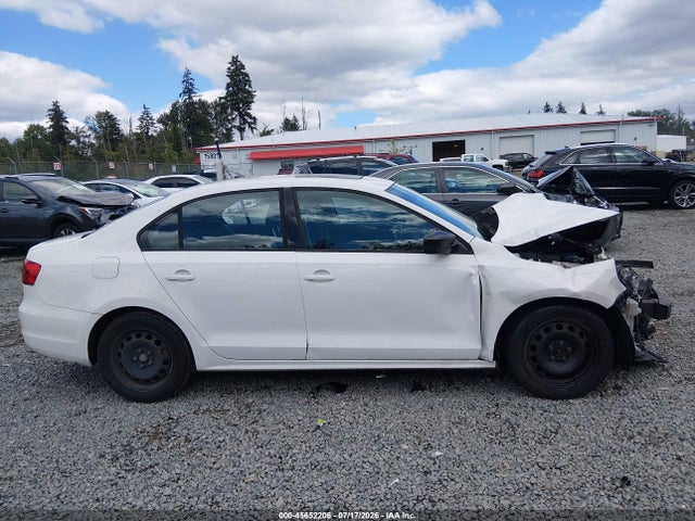 2013 Volkswagen Jetta 2.0l S მანქანა იყიდება აუქციონზე, vin: 3VW2K7AJXDM361125, აუქციონის ნომერი: 45652206