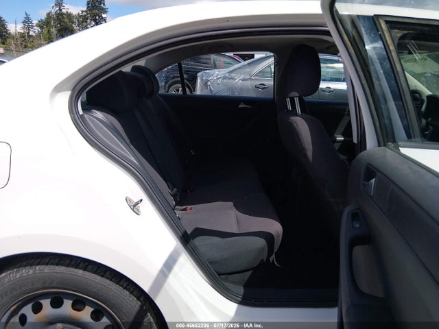 2013 Volkswagen Jetta 2.0l S მანქანა იყიდება აუქციონზე, vin: 3VW2K7AJXDM361125, აუქციონის ნომერი: 45652206