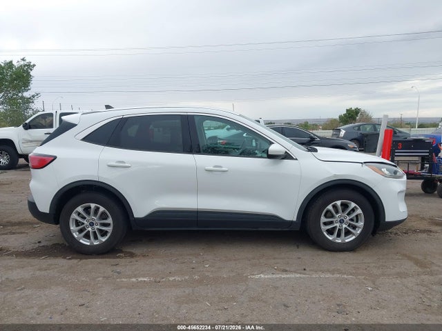 Ford ESCAPE SE 2020 1FMCU0G67LUB84132 Image 16