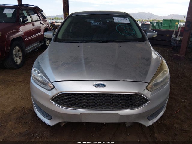 Ford FOCUS SE 2017 1FADP3K22HL314651 Image 6